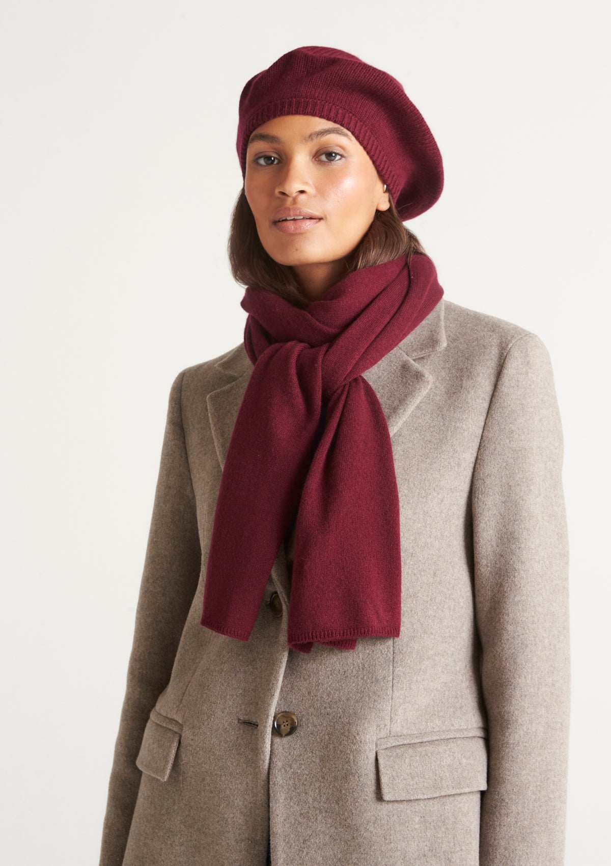 Cashmere Beret in Barolo Red