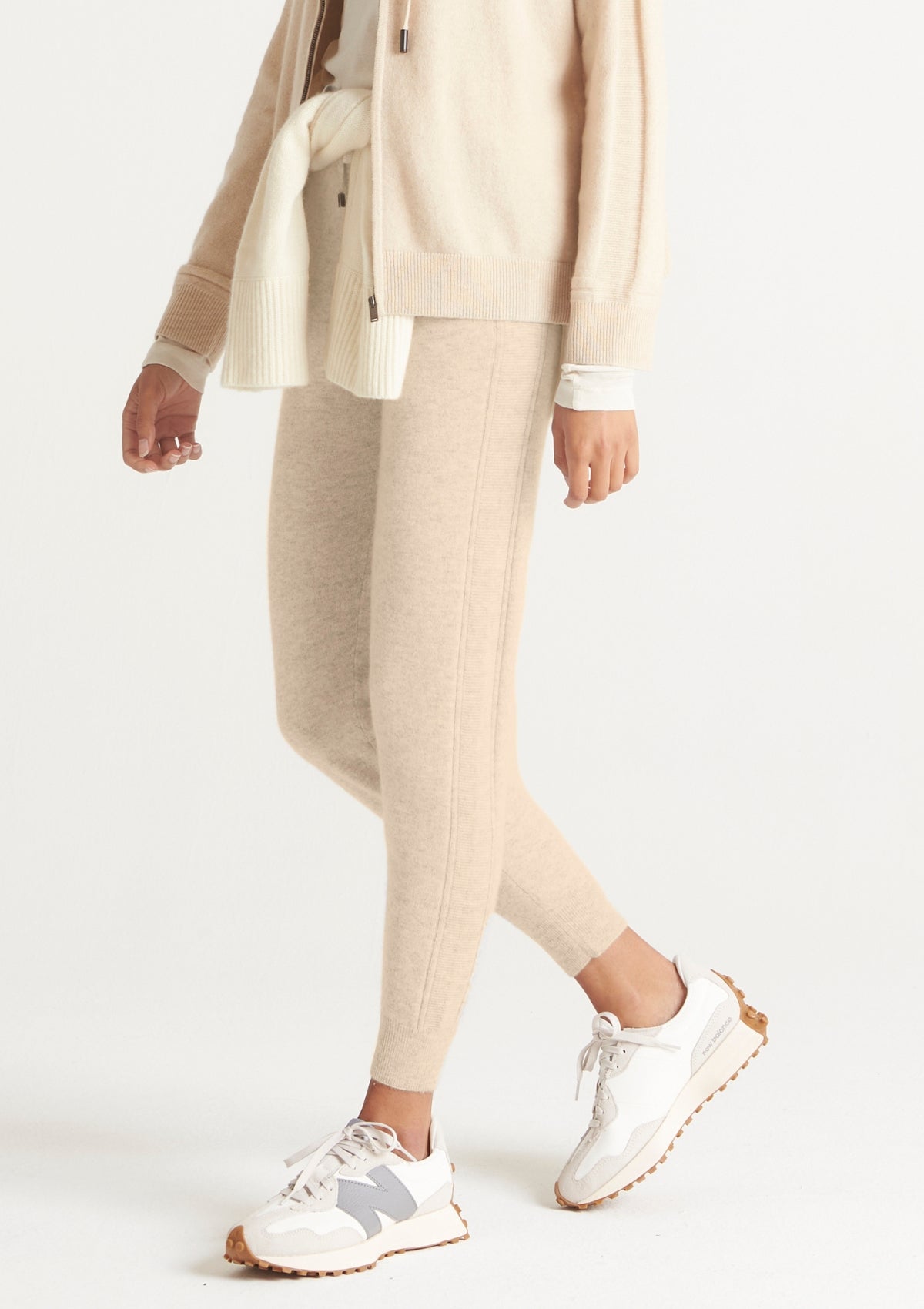 Cashmere Joggers in Natural Beige