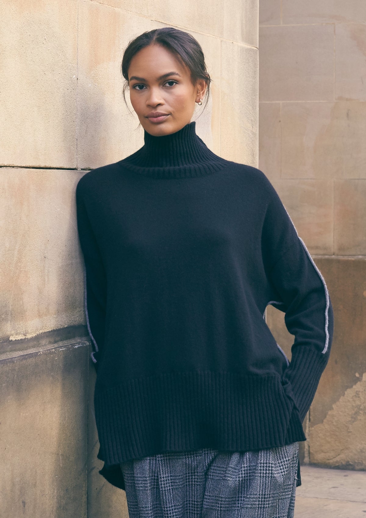 Contrast Trim Polo Neck Sweater in Black/Pewter Grey
