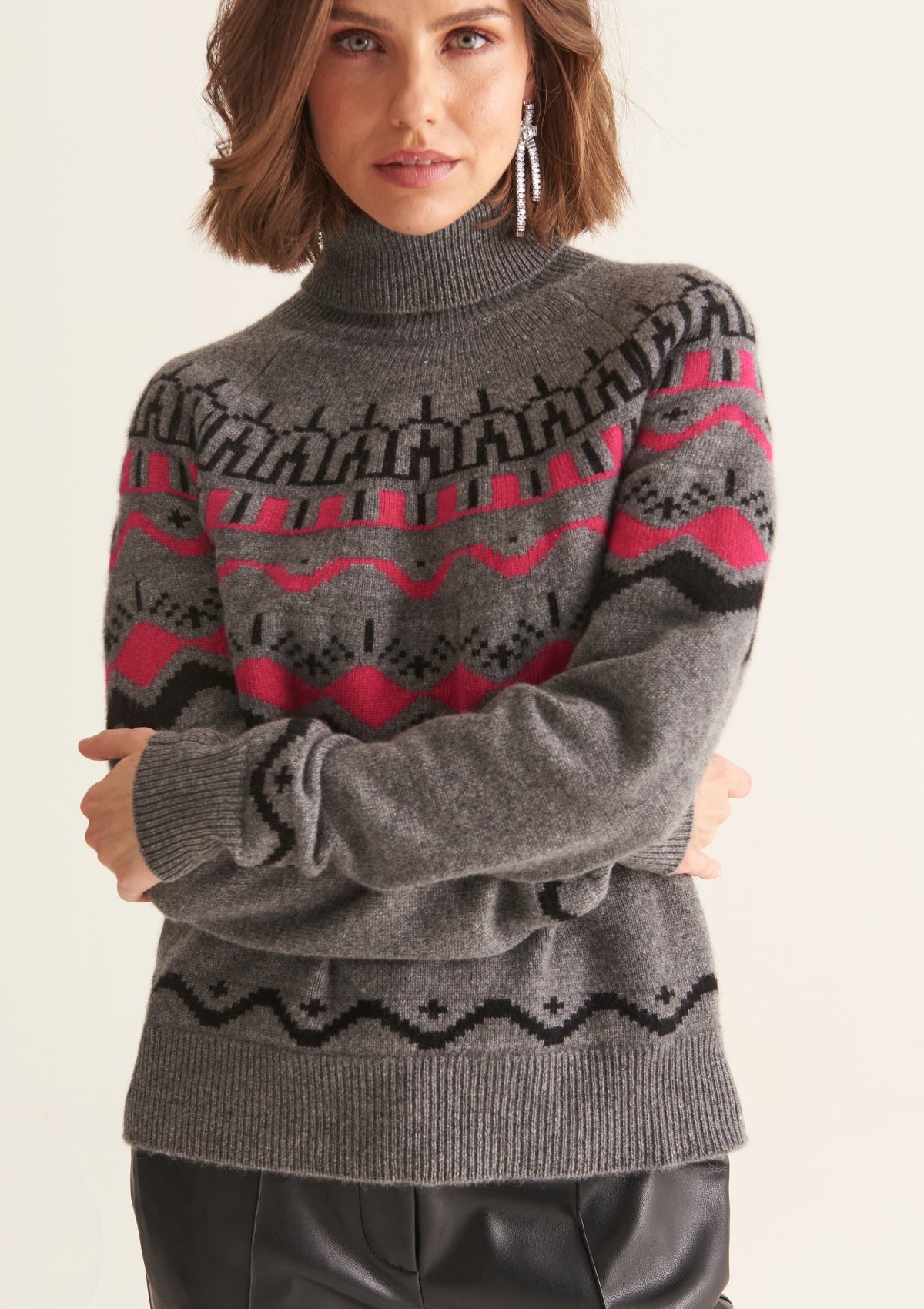 Cashmere Alpine Knit Sweater in Grey/Cherry Pink