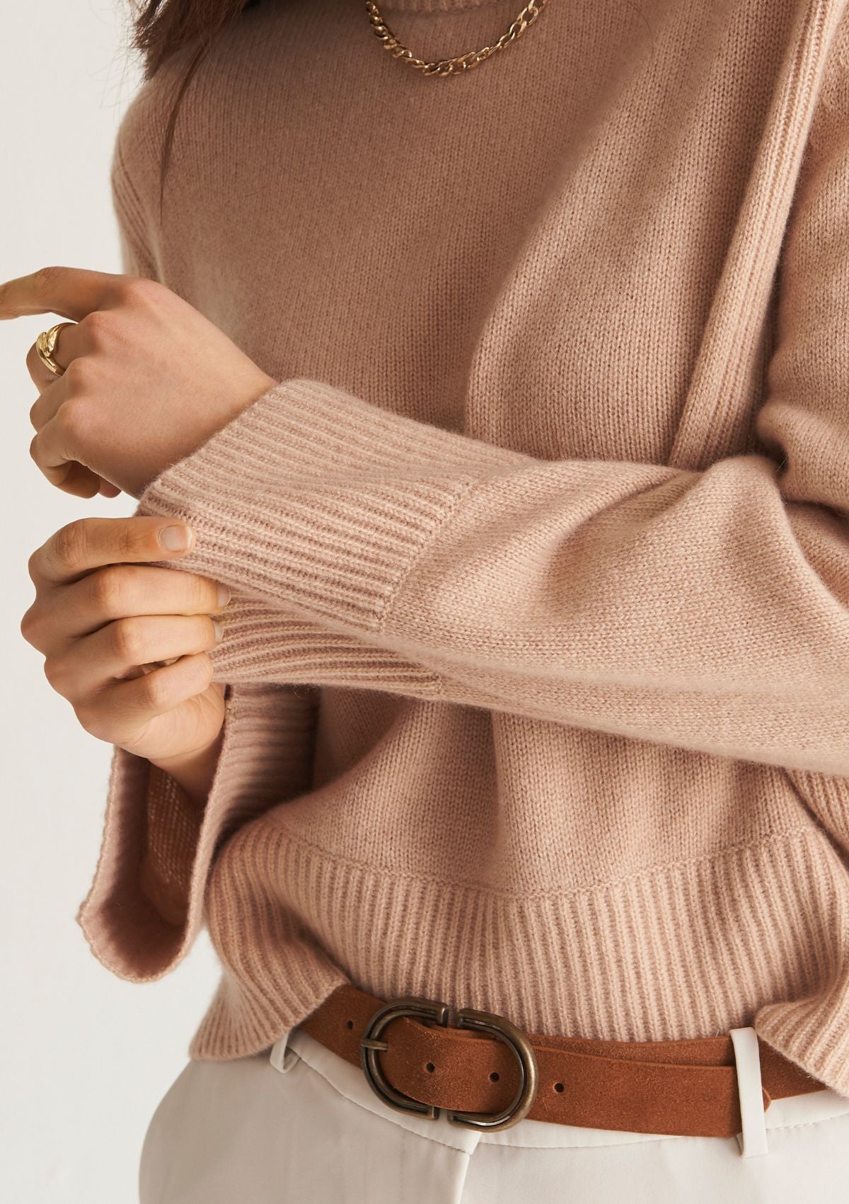 Cropped Cashmere Sweatshirt in Toffee
