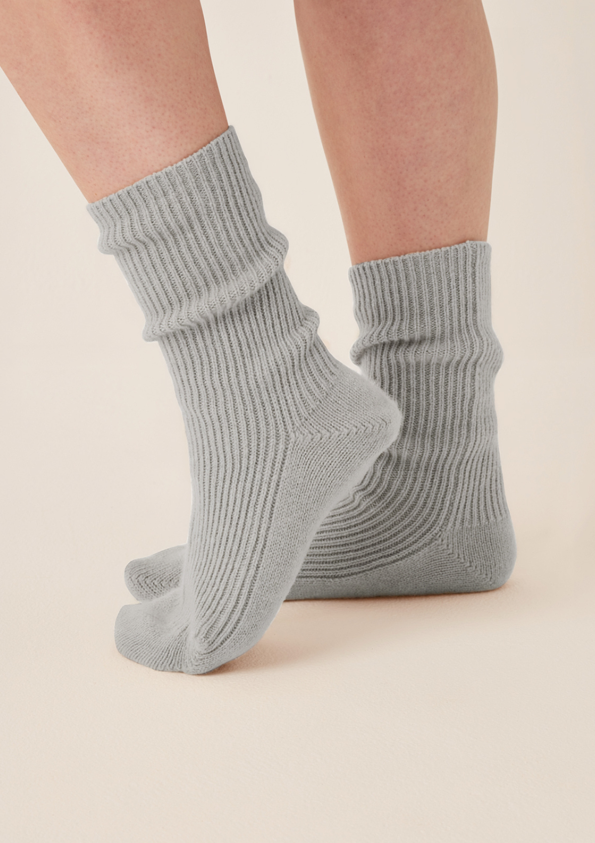 Cashmere Sock in Foggy Grey