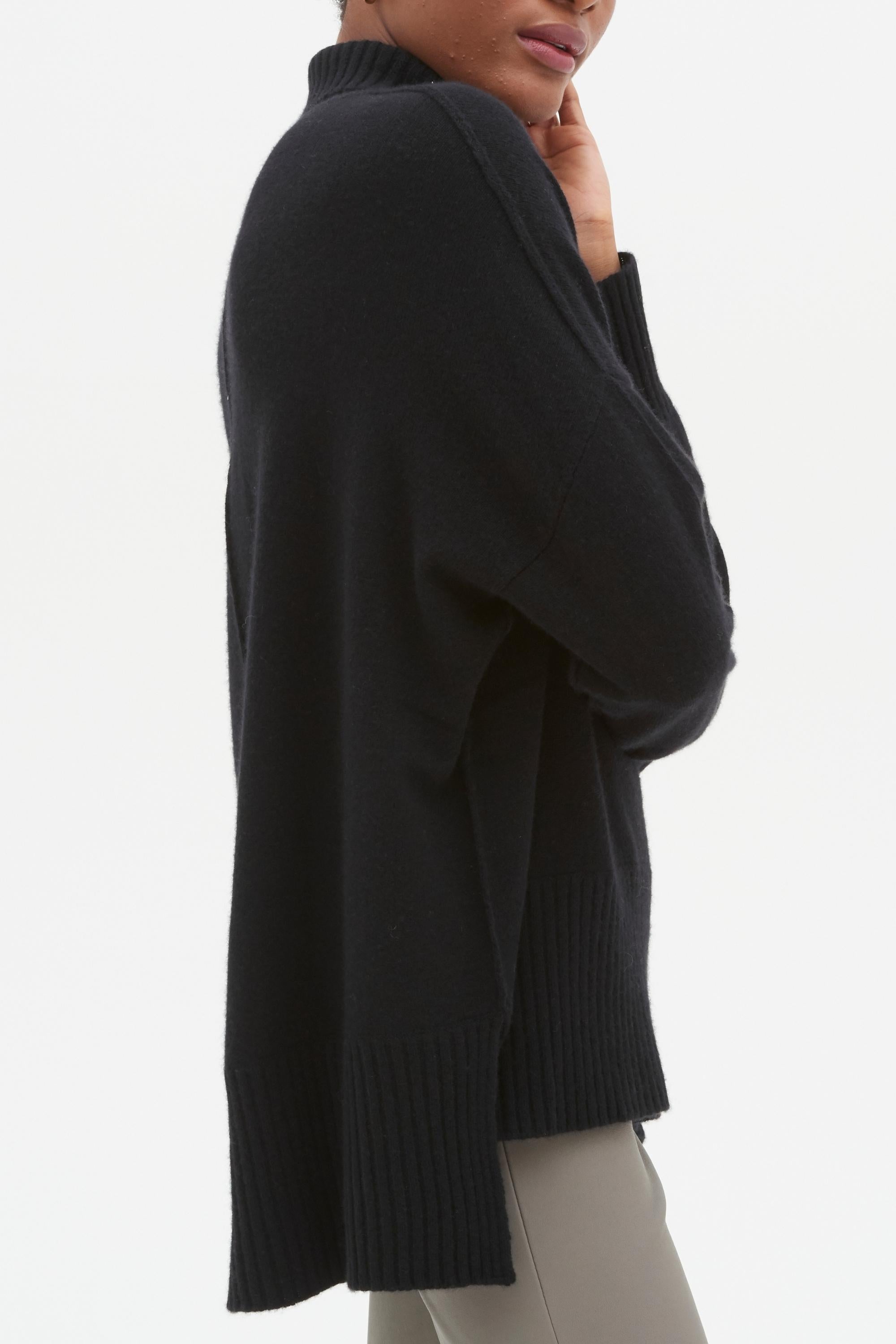 Oversized Cashmere Polo Neck Sweater in Black