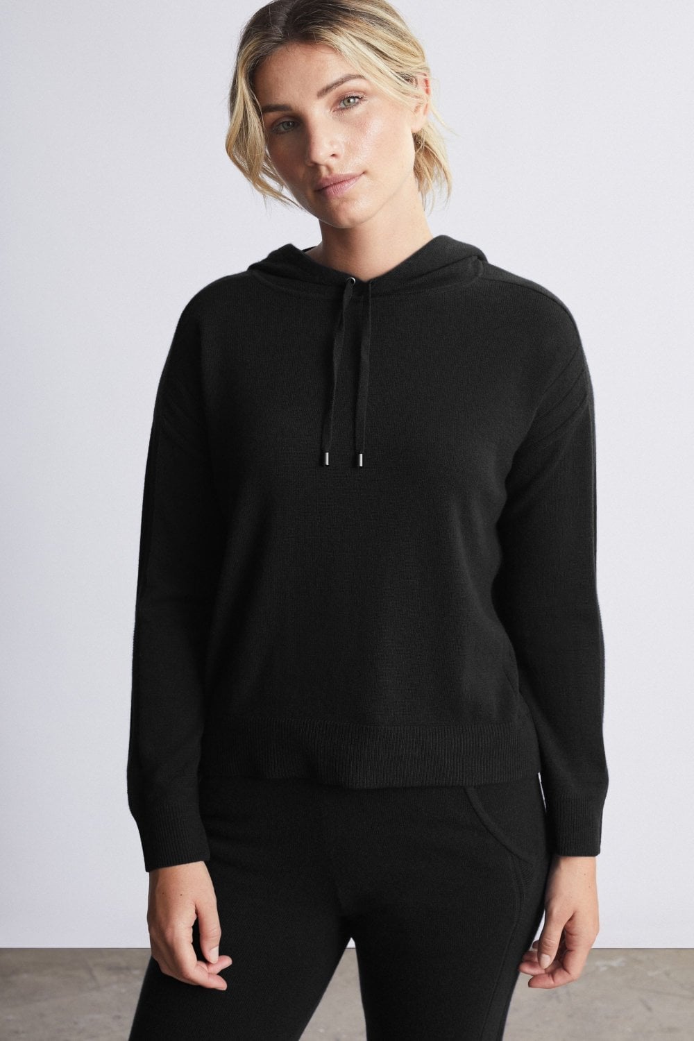 Cashmere Hoody in Black
