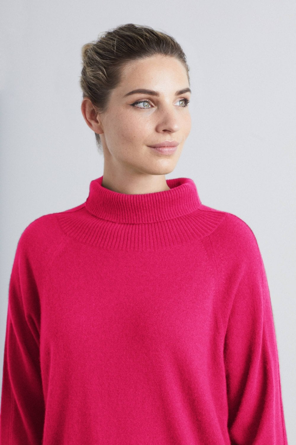 Polo Neck Cashmere Sweater in Cherry