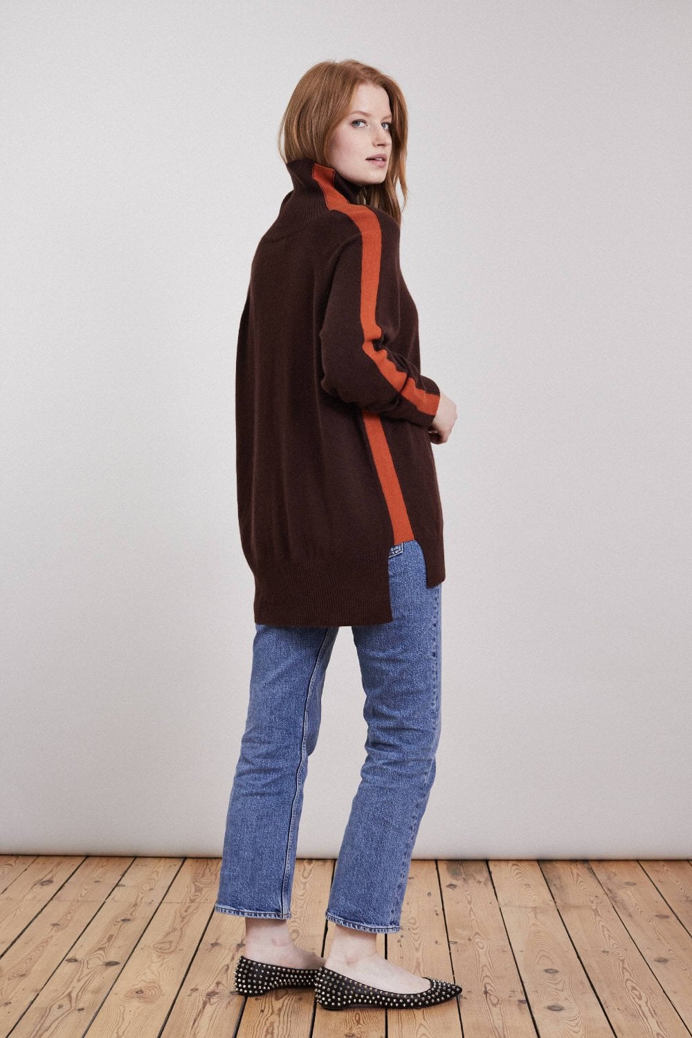 Polo Neck Cashmere Sweater in Chocolate/Orange